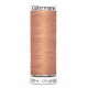 Bobine de Fil pour tout coudre Gutermann 200 m - N°938