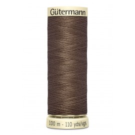 Bobine de Fil pour tout coudre Gutermann 100 m - N°672 