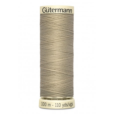 Bobine de Fil pour tout coudre Gutermann 100 m - N°131